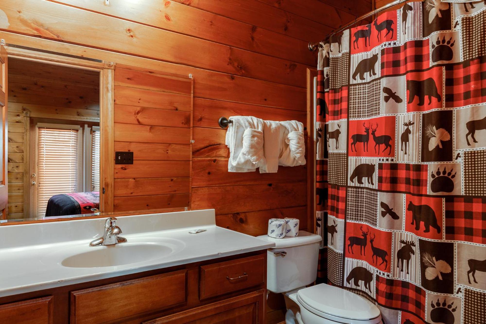 The Great Escape Ii, 5 Bedrooms, Sleeps 17, Game Room, Pool Access, Theater Gatlinburg Exteriér fotografie