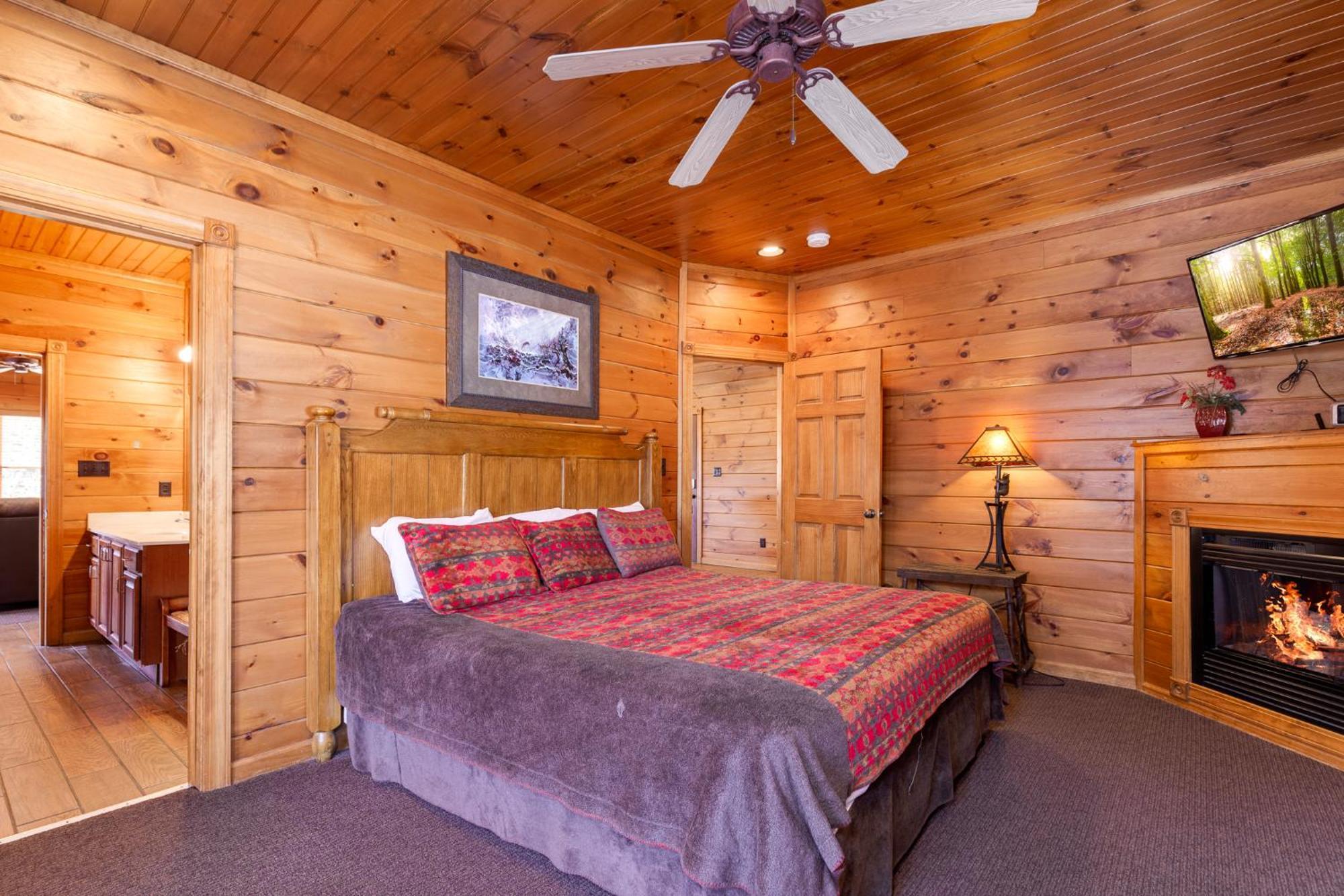 The Great Escape Ii, 5 Bedrooms, Sleeps 17, Game Room, Pool Access, Theater Gatlinburg Exteriér fotografie