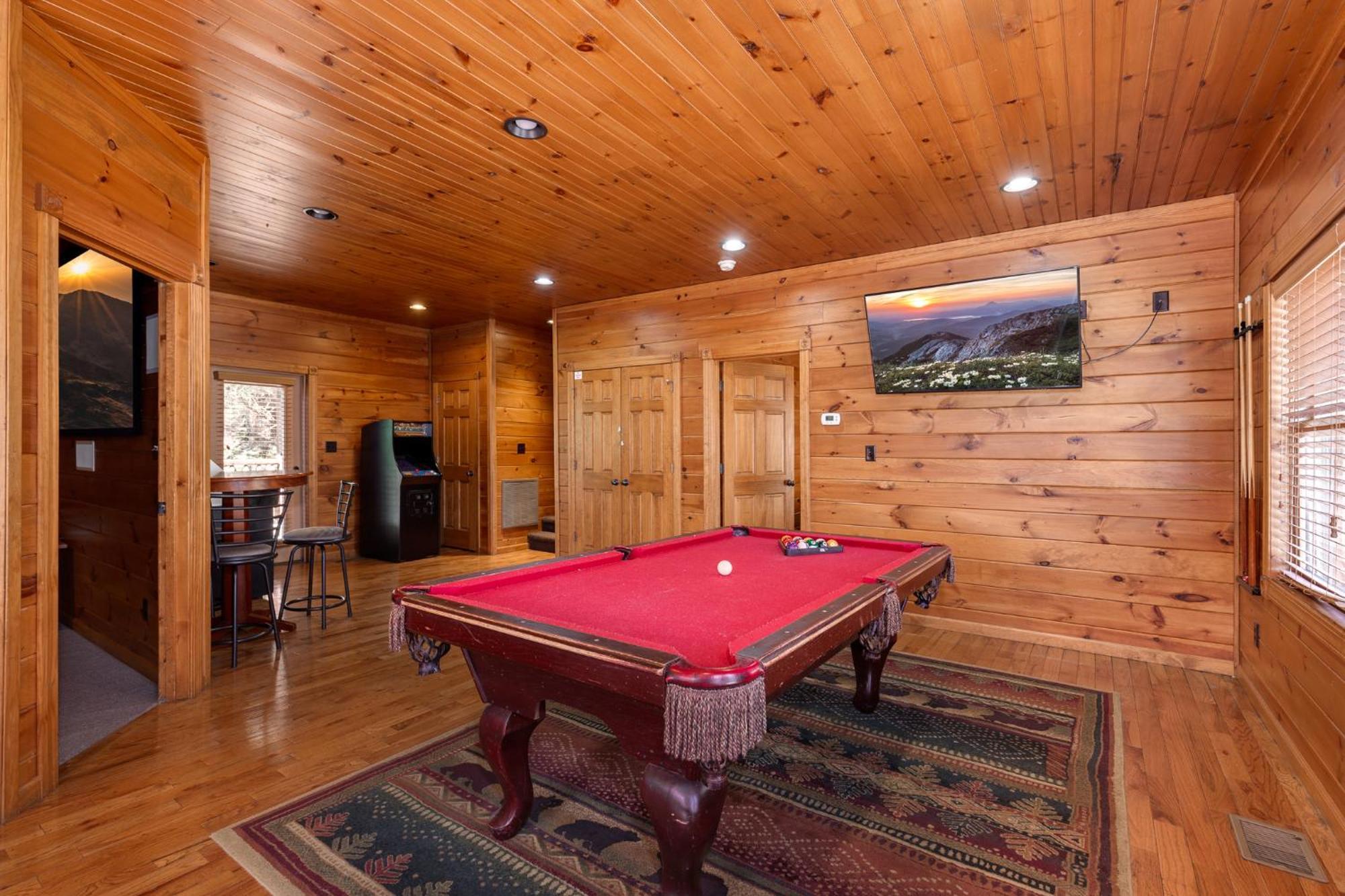 The Great Escape Ii, 5 Bedrooms, Sleeps 17, Game Room, Pool Access, Theater Gatlinburg Exteriér fotografie