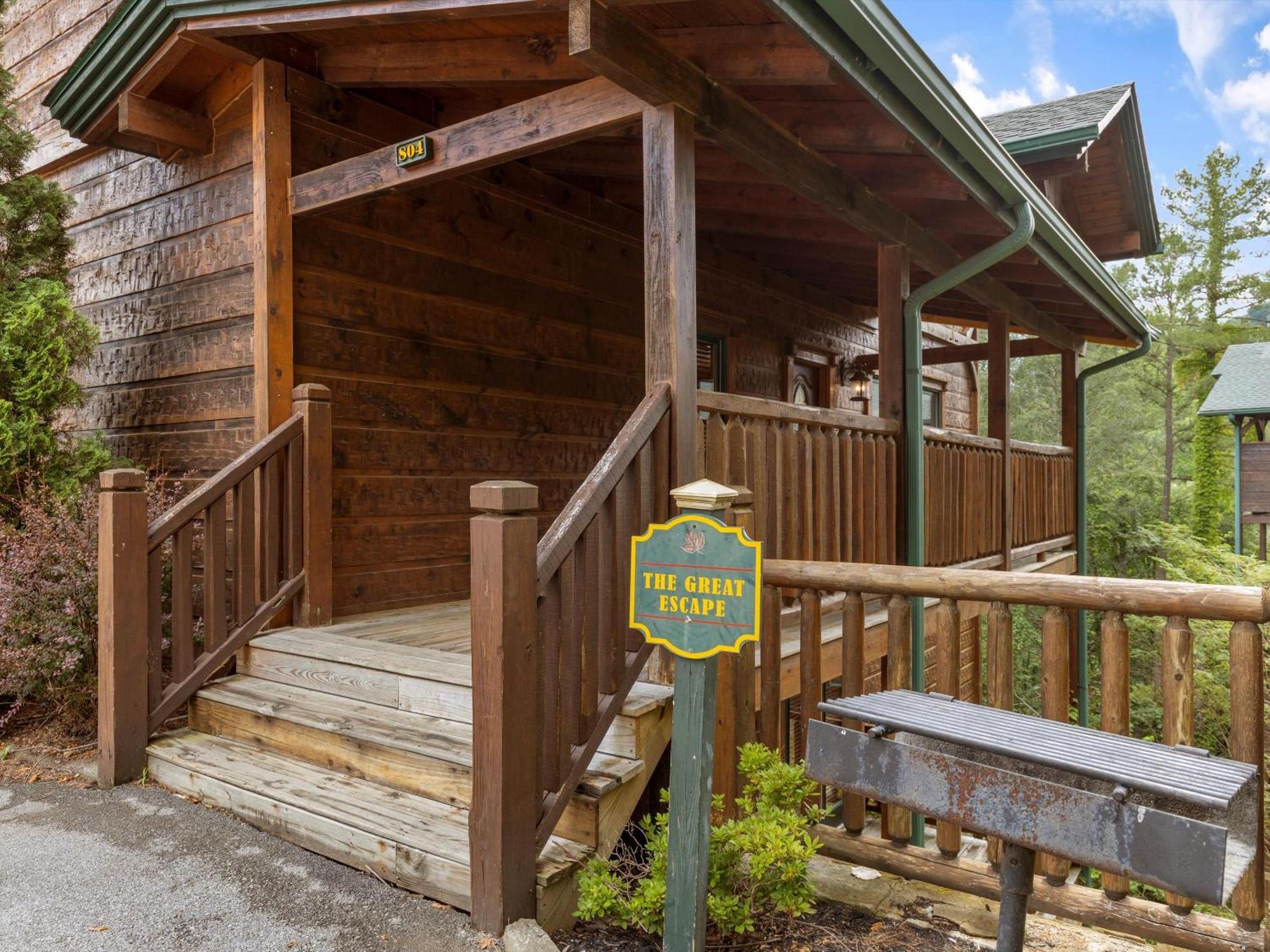 The Great Escape Ii, 5 Bedrooms, Sleeps 17, Game Room, Pool Access, Theater Gatlinburg Exteriér fotografie