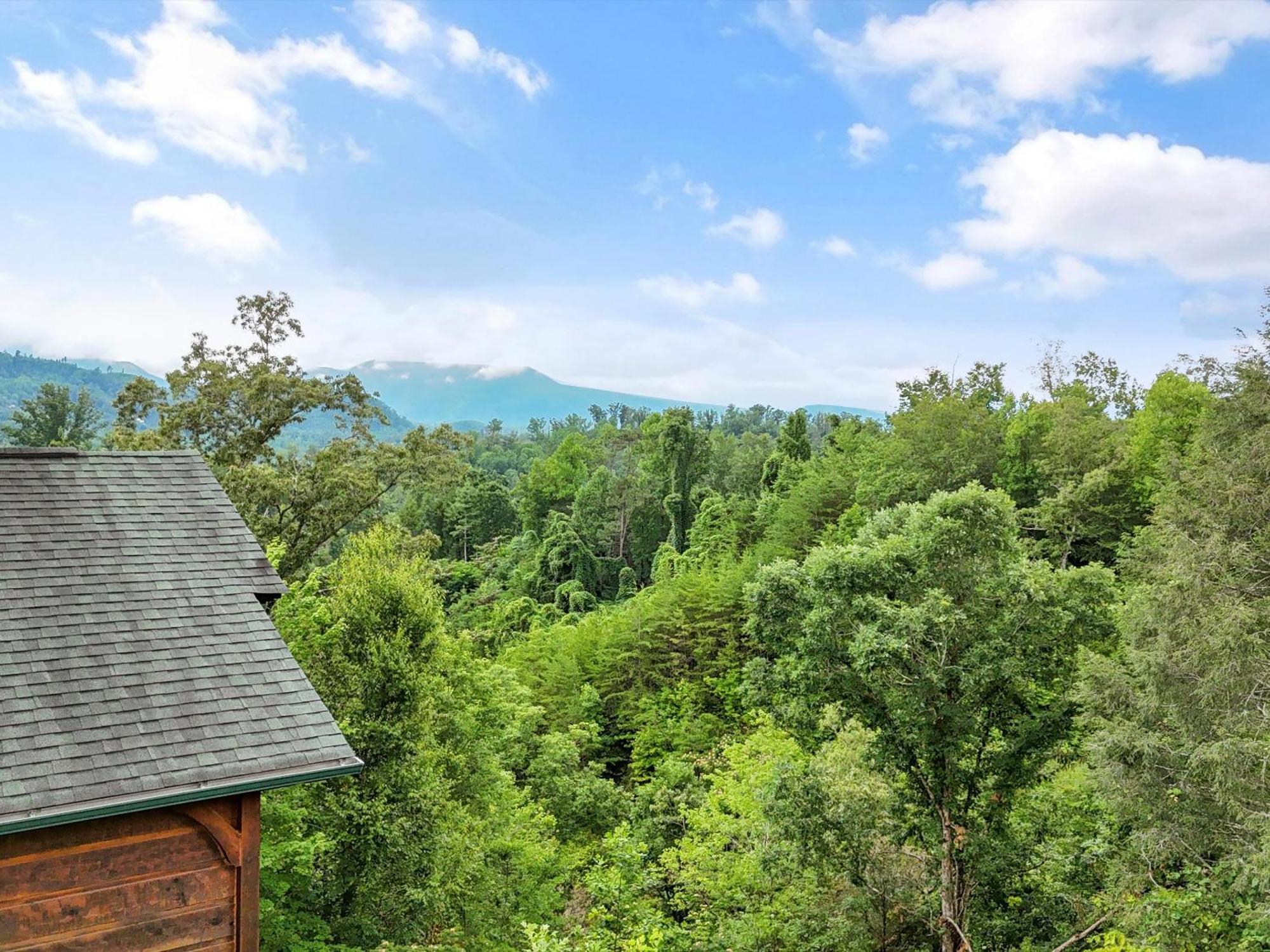 The Great Escape Ii, 5 Bedrooms, Sleeps 17, Game Room, Pool Access, Theater Gatlinburg Exteriér fotografie