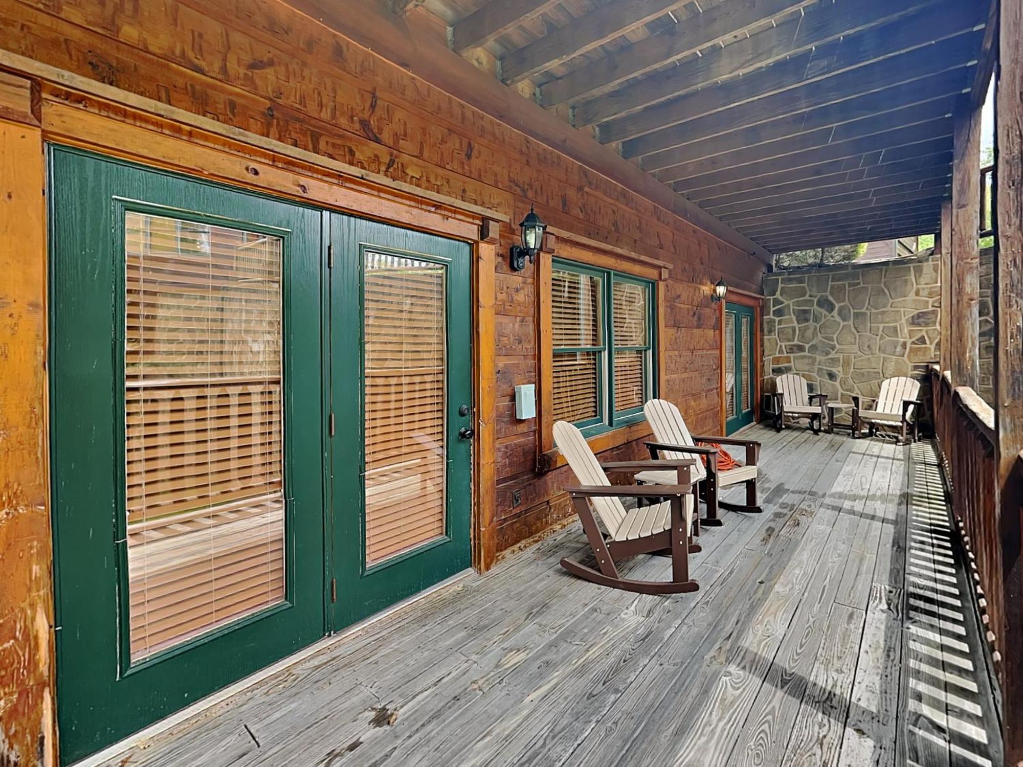 The Great Escape Ii, 5 Bedrooms, Sleeps 17, Game Room, Pool Access, Theater Gatlinburg Exteriér fotografie