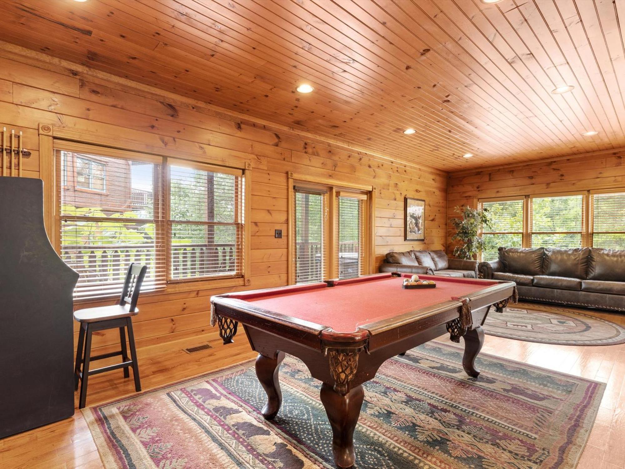 The Great Escape Ii, 5 Bedrooms, Sleeps 17, Game Room, Pool Access, Theater Gatlinburg Exteriér fotografie