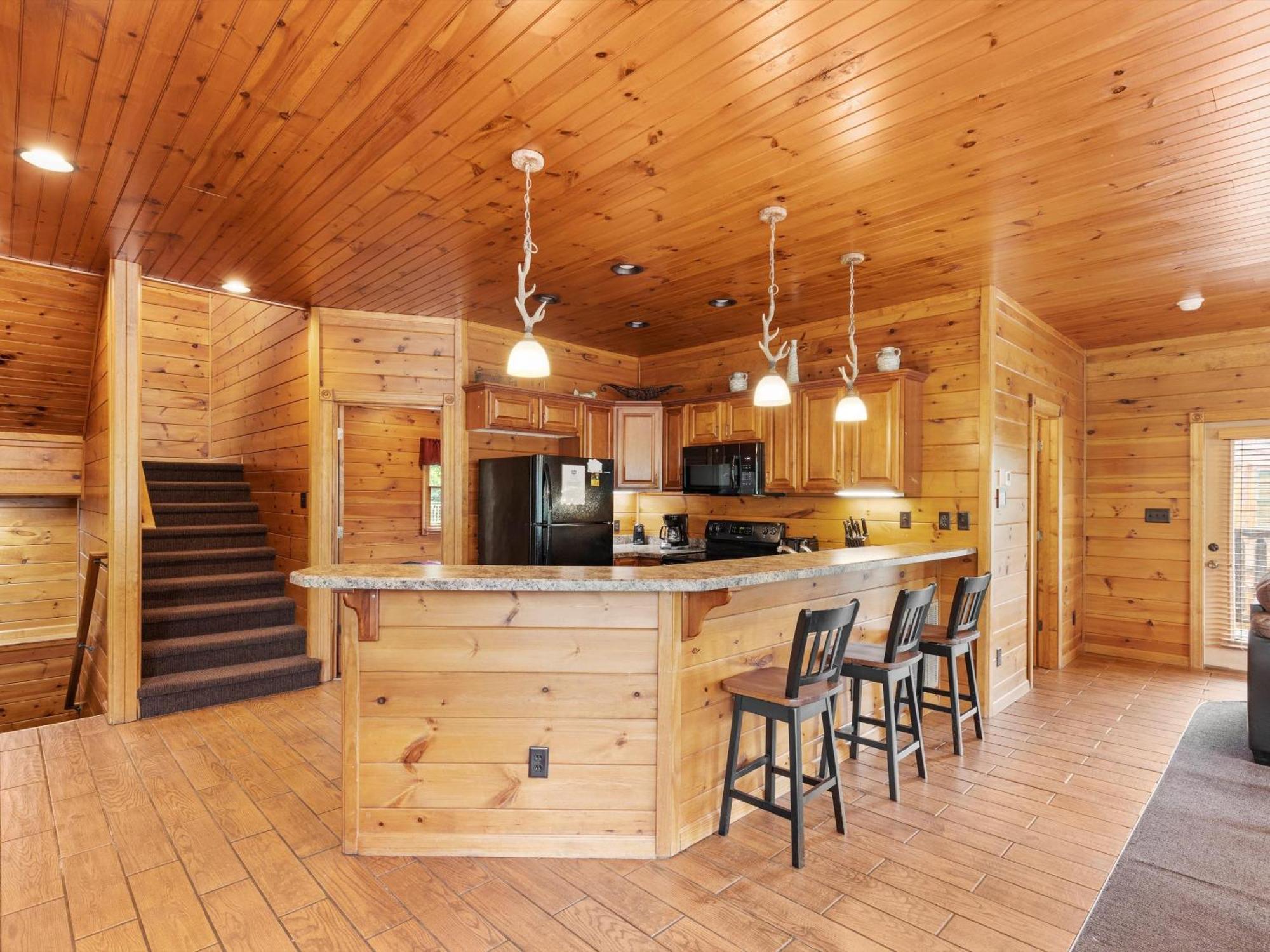 The Great Escape Ii, 5 Bedrooms, Sleeps 17, Game Room, Pool Access, Theater Gatlinburg Exteriér fotografie